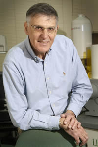 Profesor Daniel Schechtman (foto: Technion)